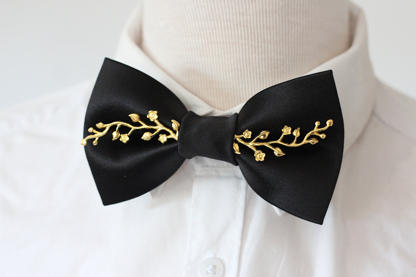 Herrenfliege, Fliege für Herren, Schleife Herren, Männer Fliege, Fliege elegant, Satin Fliege, Samt Fliege, Fliege mit Strasssteinen, Glänzende Fliege, Hochzeit, Festlich, Business