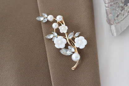 Anstecknadel, Goldene Ansteckblume