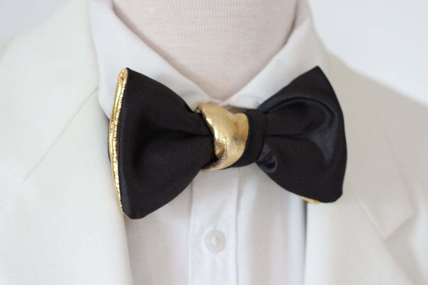 Herrenfliege, Fliege für Herren, Schleife Herren, Männer Fliege, Fliege elegant, Satin Fliege, Samt Fliege, Fliege mit Strasssteinen, Glänzende Fliege, Hochzeit, Festlich, Business