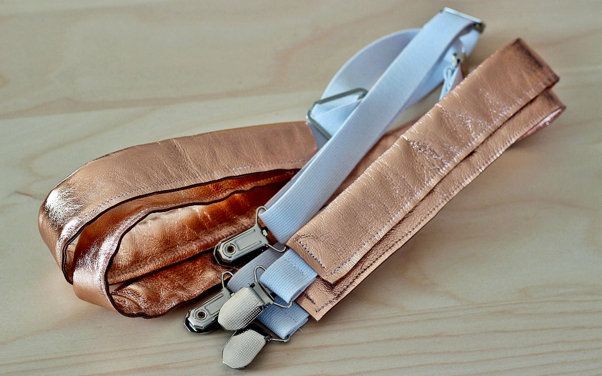 Hosenträger aus Leder in Roségold-Farbe
