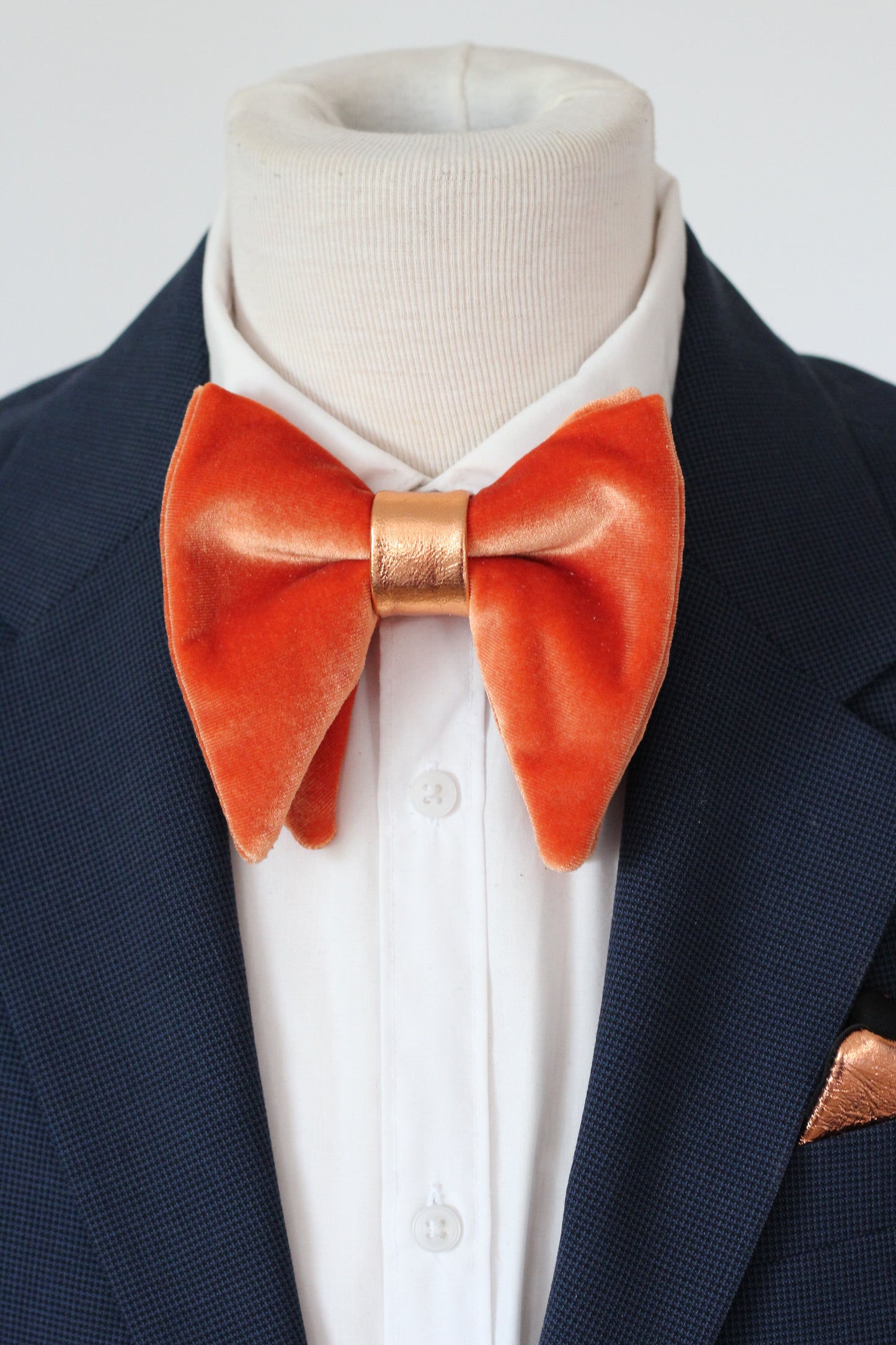 Orange Herren Samtfliege
