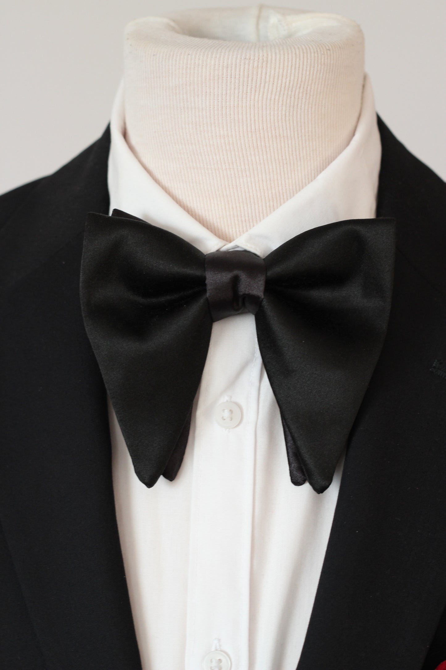 Schwarze herren fliege aus Satin
