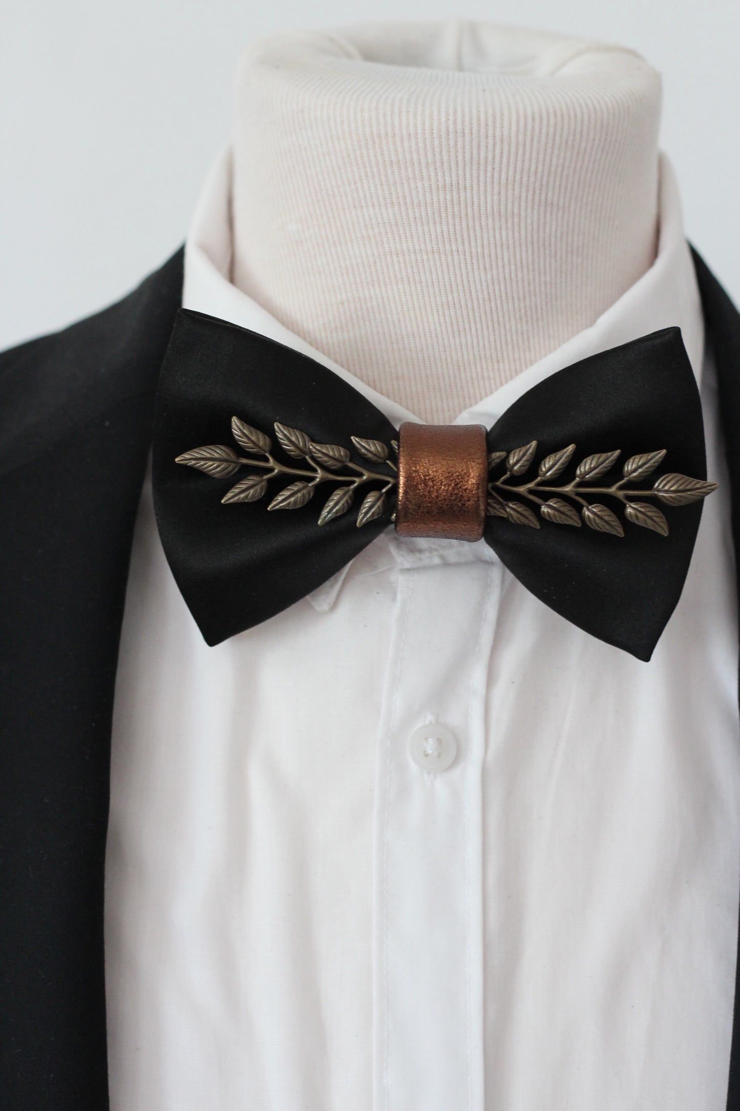 Schwarze Herrenfliege aus Satin